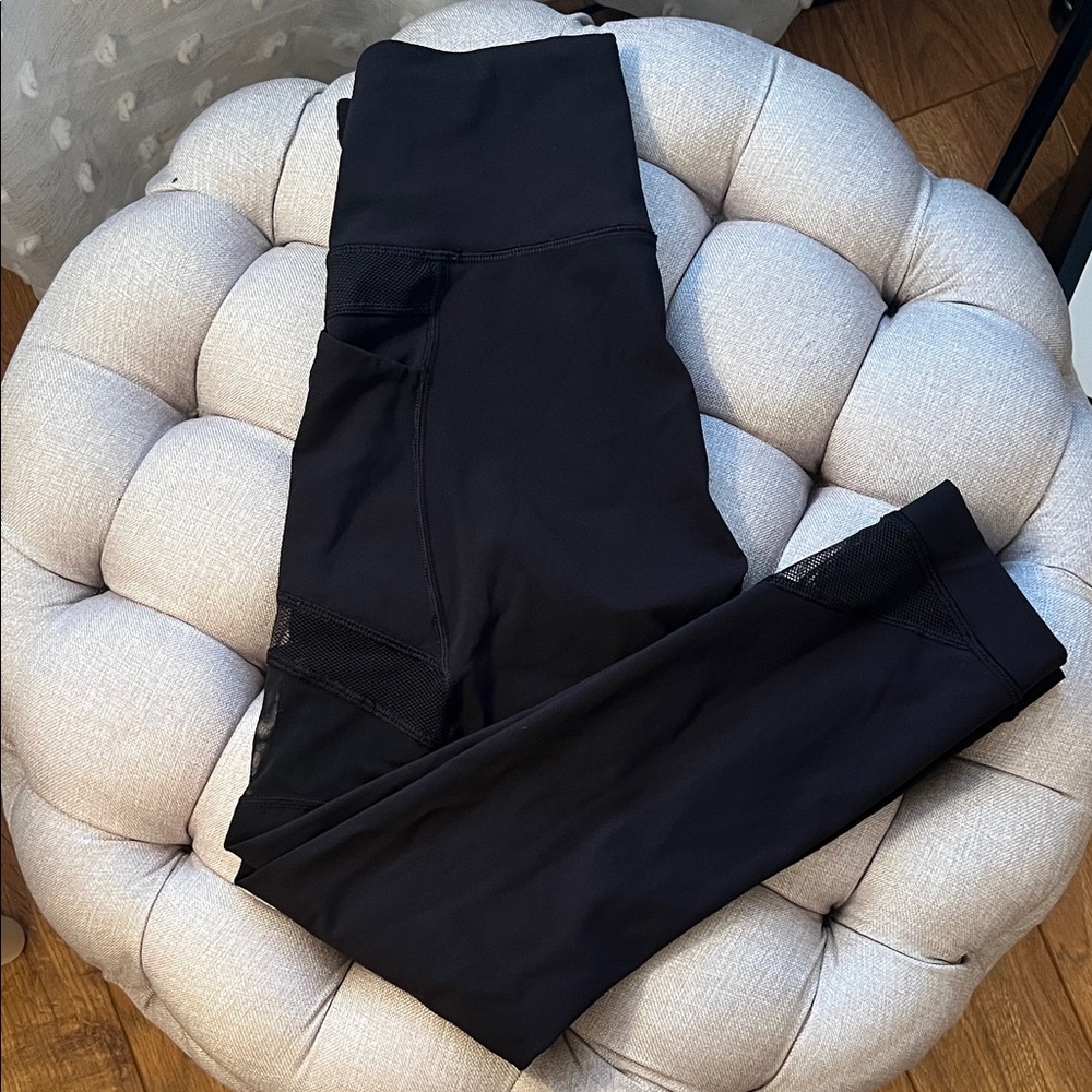 Lululemon Wunder Under Full-On Luxtreme 23” Crop Leggings Mesh Cutouts